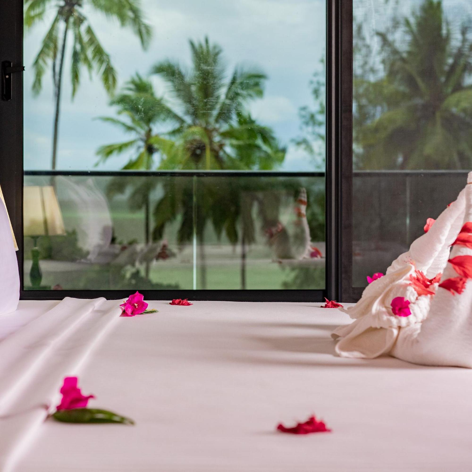 Manolo Beach Resort Ероа Номер фото