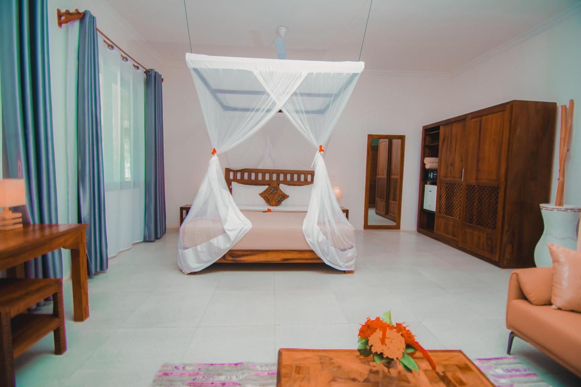 Manolo Beach Resort Ероа Экстерьер фото