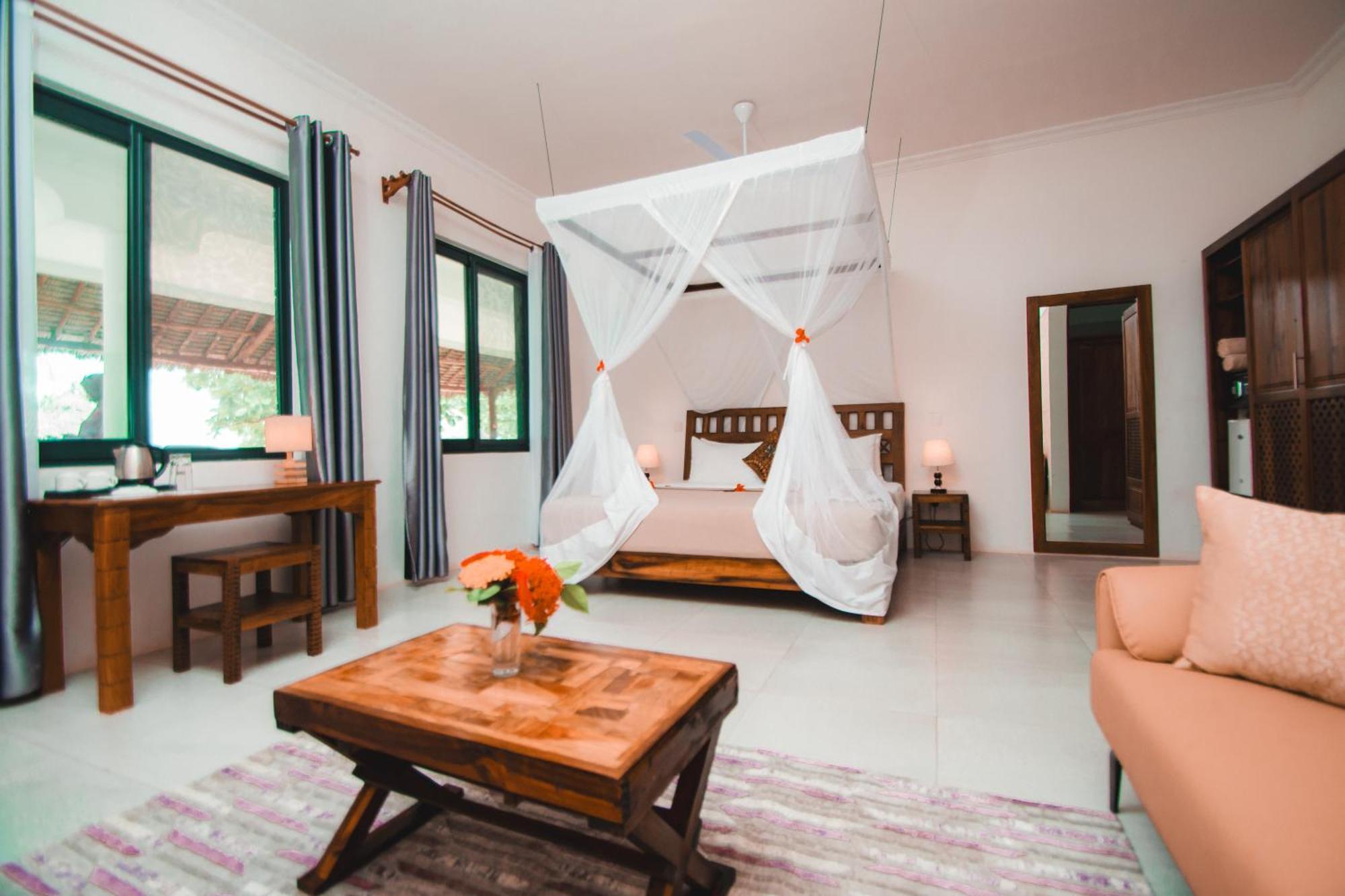 Manolo Beach Resort Ероа Экстерьер фото